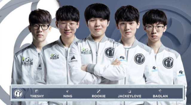 他的回归对 他的回归对